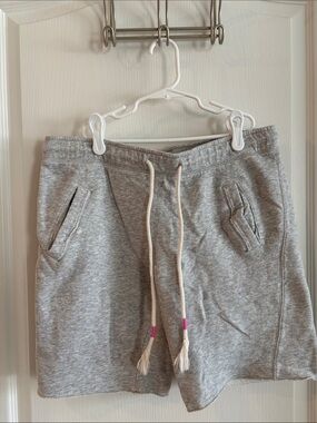 Mossimo Supply Co. Light Gray Athletic Drawstring Shorts Size M